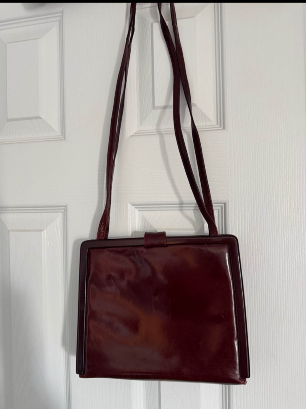 Bottega Veneta Deep Burgundy Leather Messenger Bag Vintage (Venice, 1979)